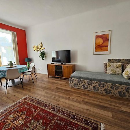 Vienna Palm Apartments Екстериор снимка