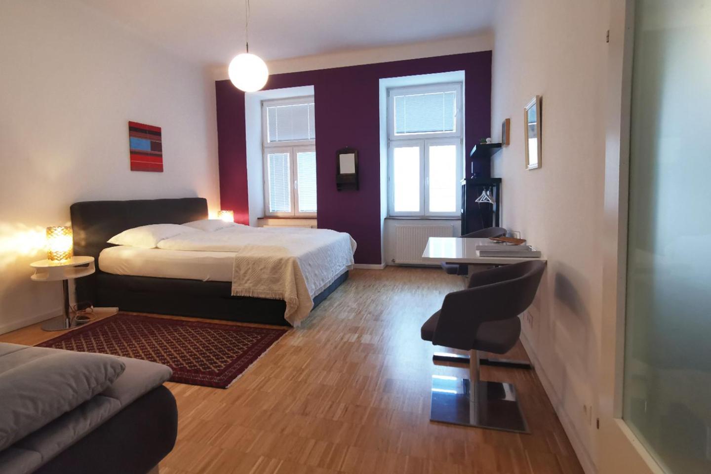 Vienna Palm Apartments Екстериор снимка