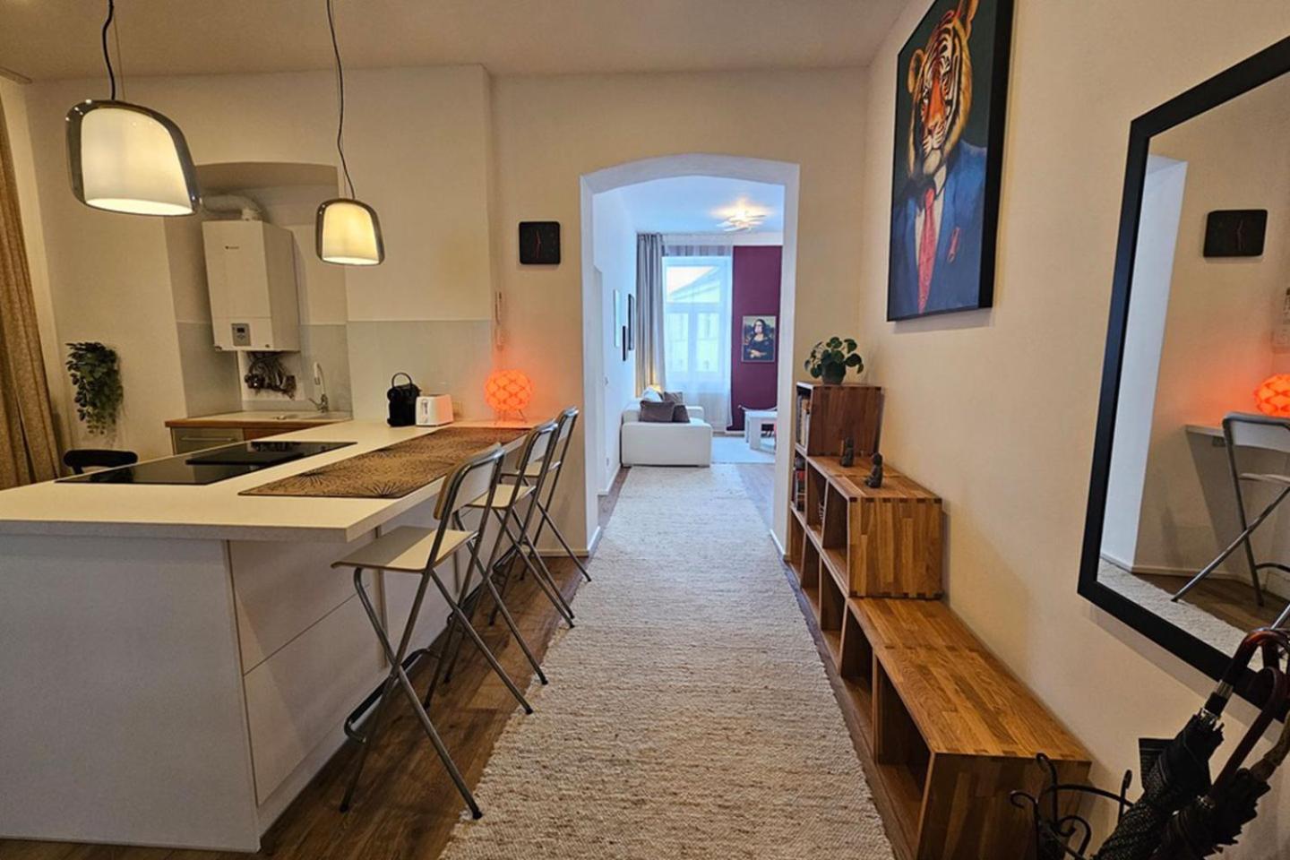Vienna Palm Apartments Екстериор снимка